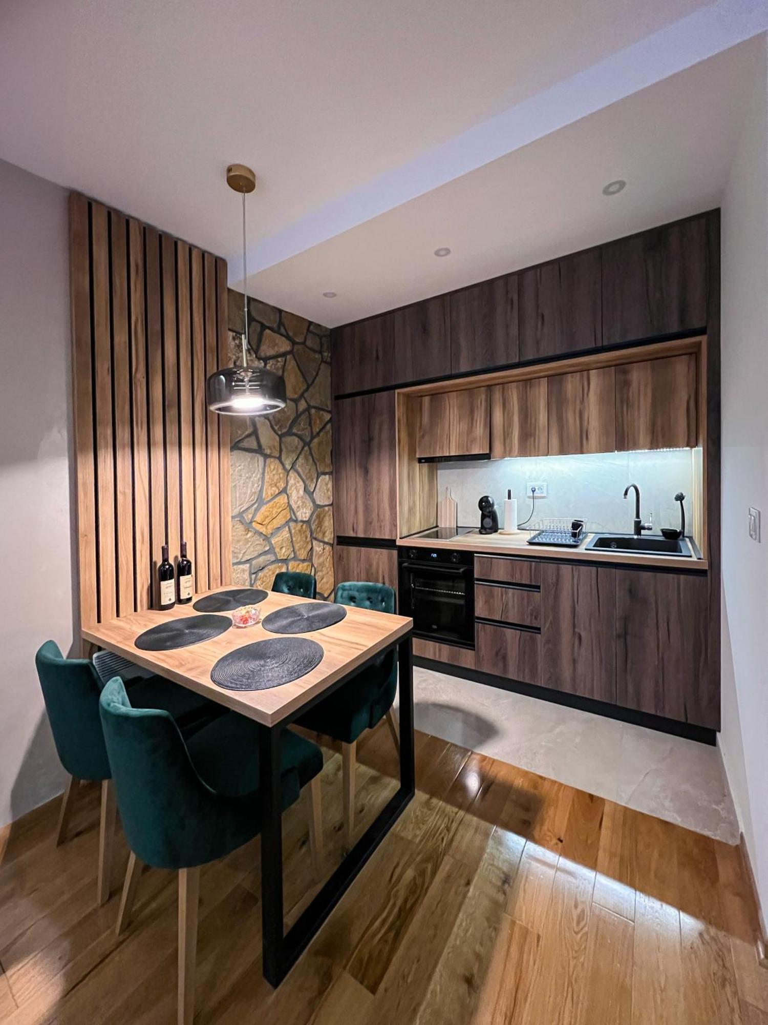 Zlatilux Apartment