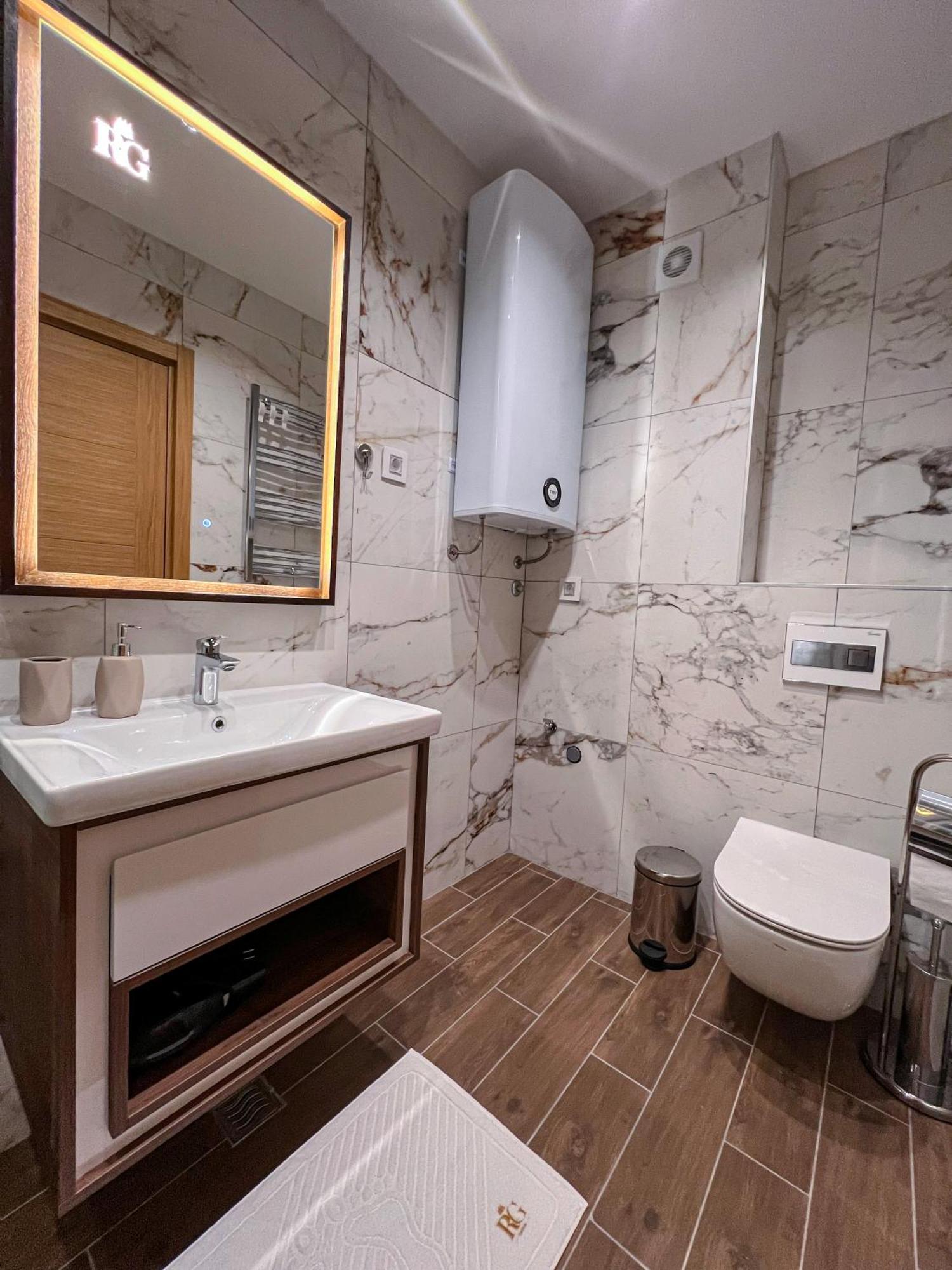 Zlatilux Apartment *