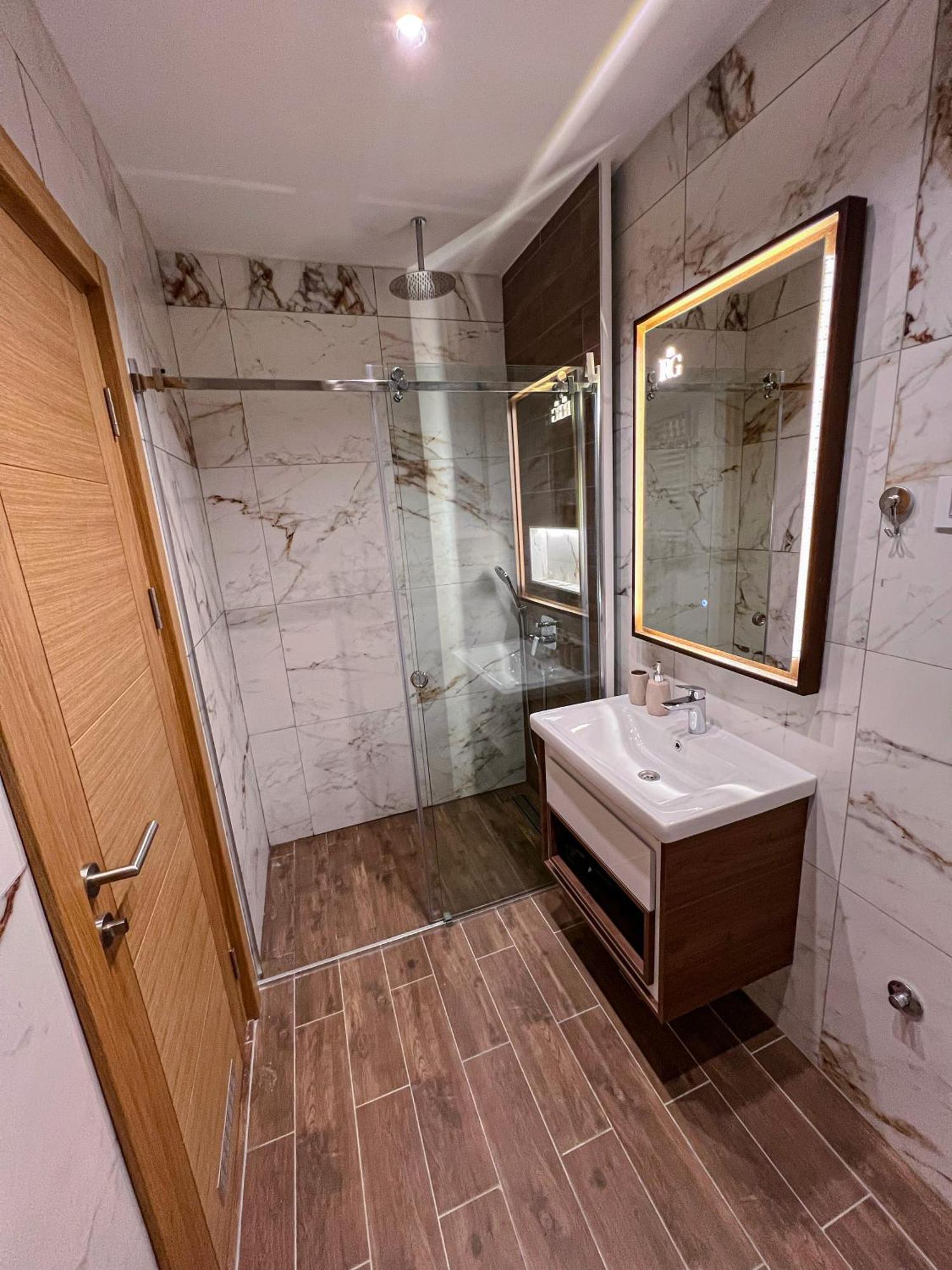 Zlatilux Apartment